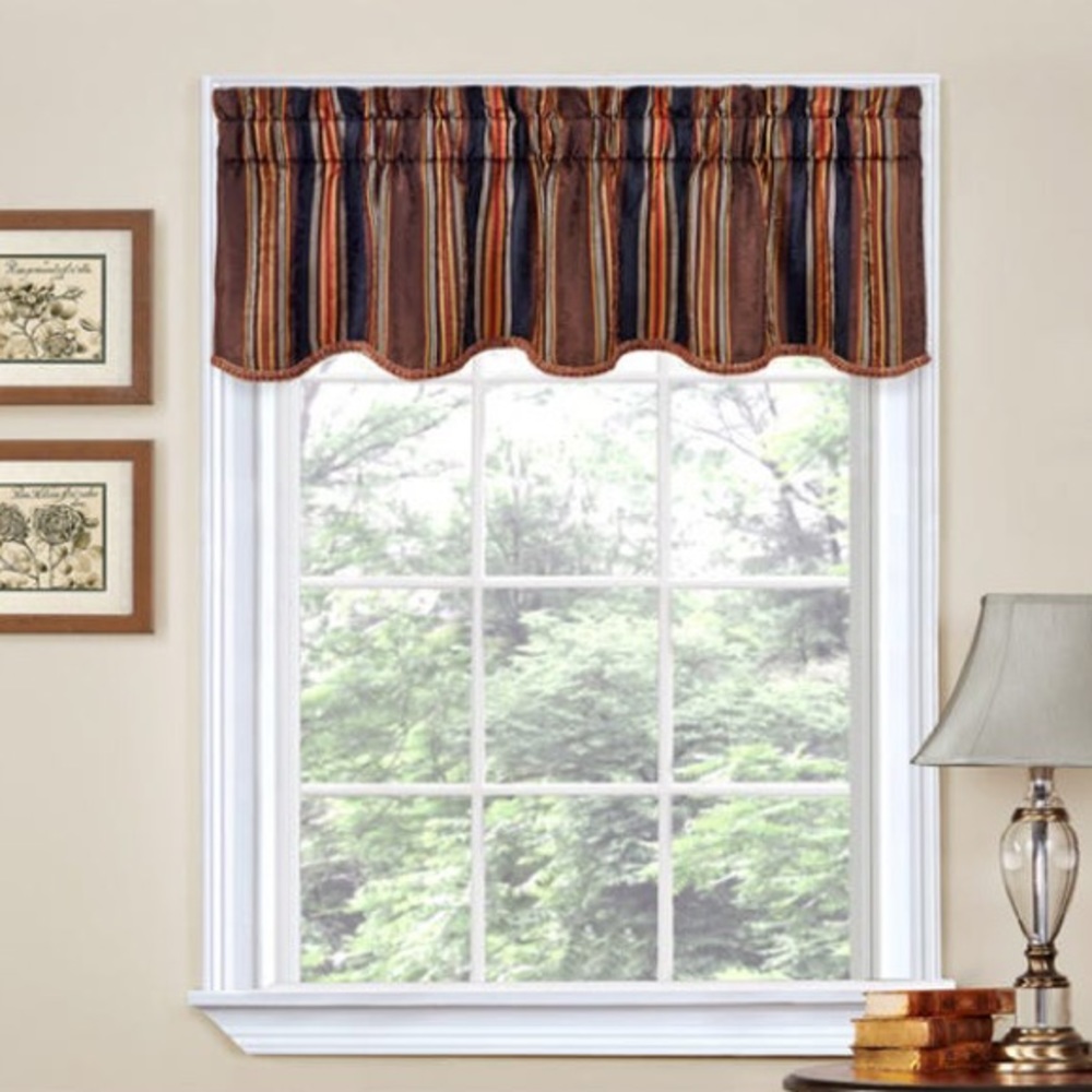 TRADITIONS Waverly Stripe Scalloped Window Valance